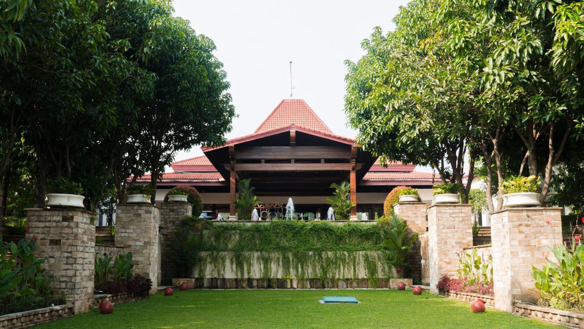 Lorin Solo Hotel Exterior foto